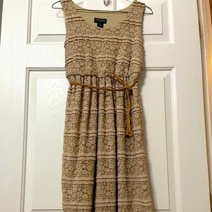 Tan sleeveless lace dress